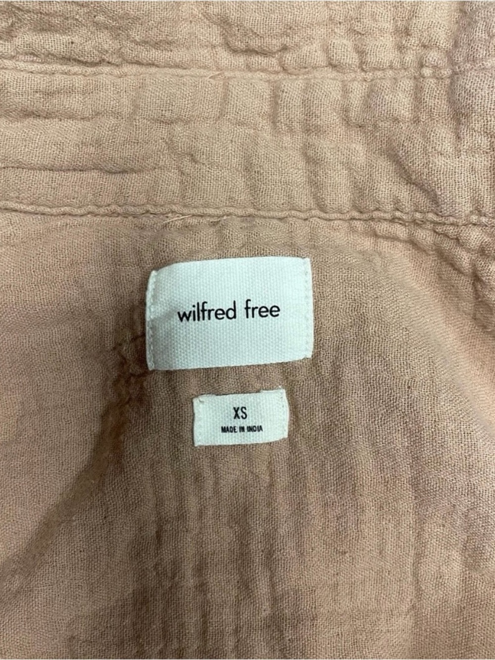 Aritzia Wilfred Free Sail Button Down shirt in Beige - Picture 2 of 5